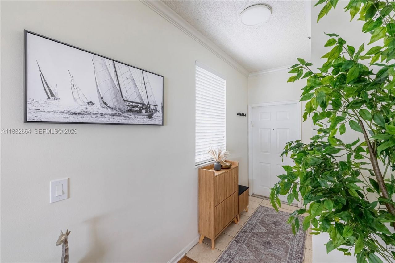 3255 NE 184th St, Unit 12217, Aventura, FL 33160 Photo