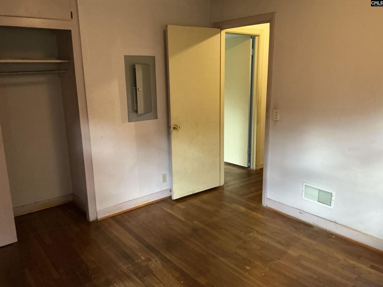 875 Delverton Road Photo 15