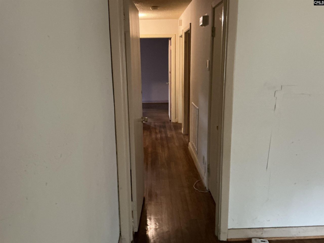 875 Delverton Road Photo 4