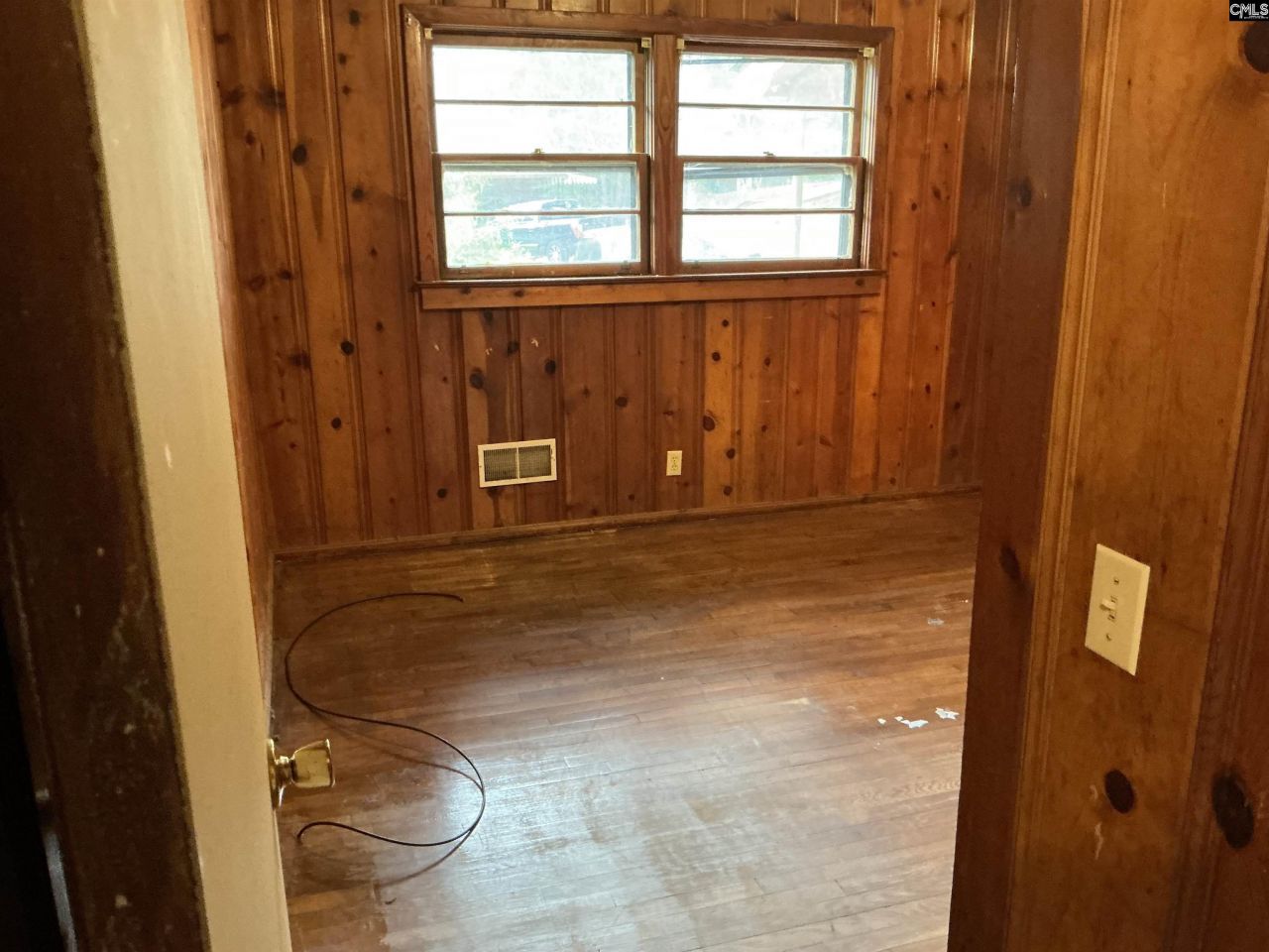 875 Delverton Road Photo 5