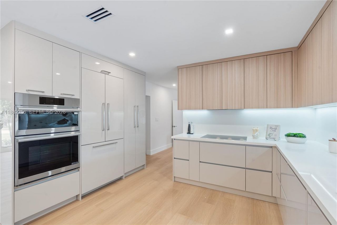 3341 NE 38th St, Fort Lauderdale, FL 33308 Photo