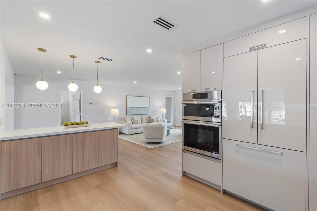 3341 NE 38th St, Fort Lauderdale, FL 33308 Photo