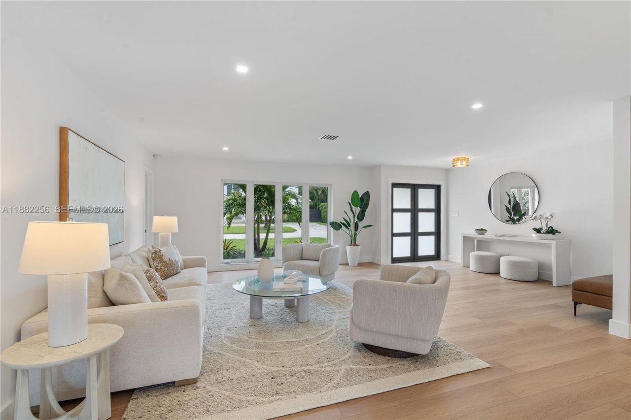 3341 NE 38th St, Fort Lauderdale, FL 33308 Photo