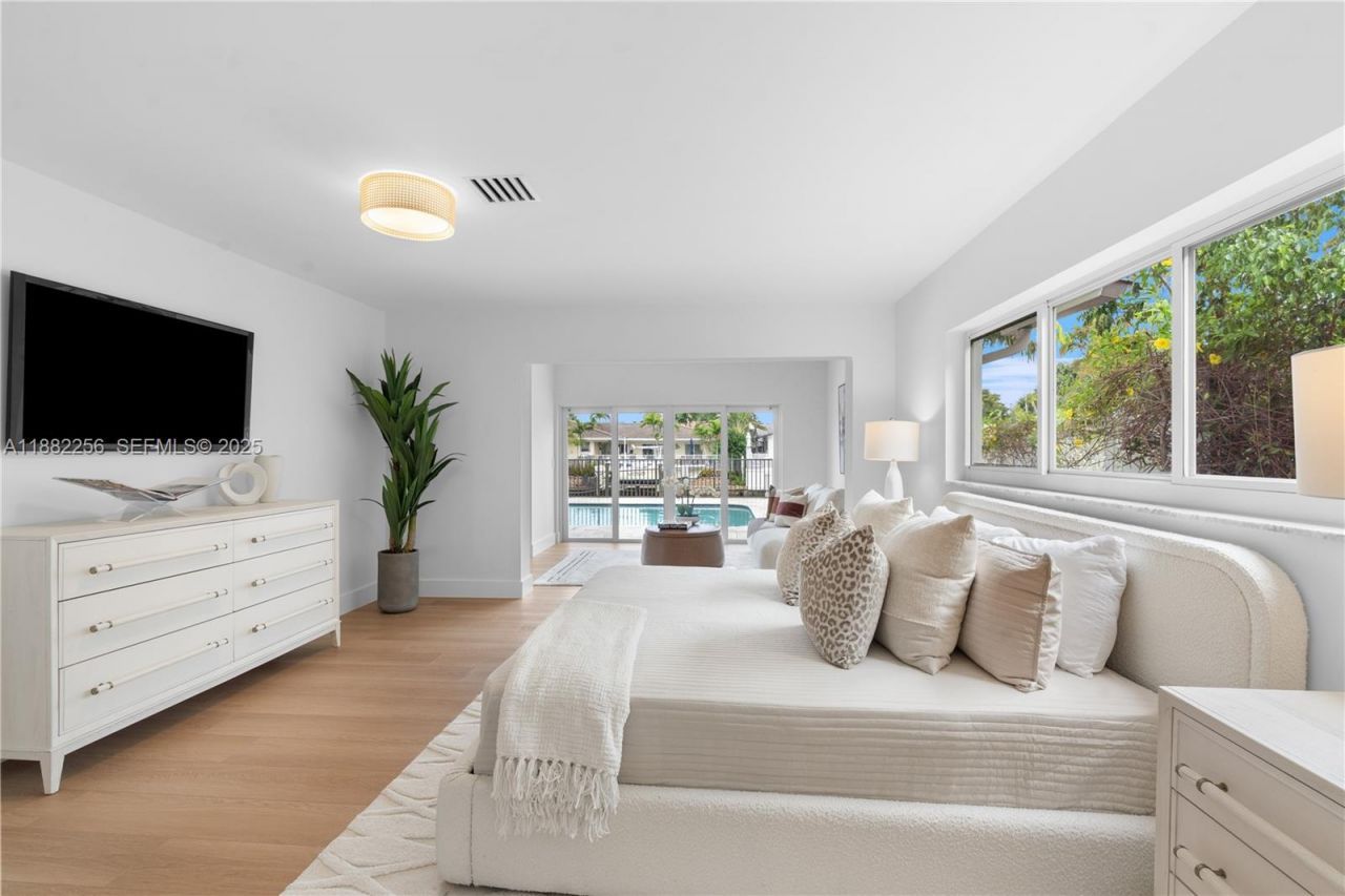 3341 NE 38th St, Fort Lauderdale, FL 33308 Photo