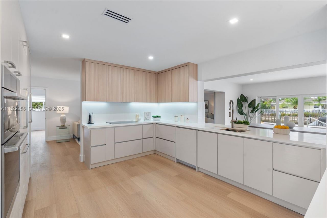 3341 NE 38th St, Fort Lauderdale, FL 33308 Photo