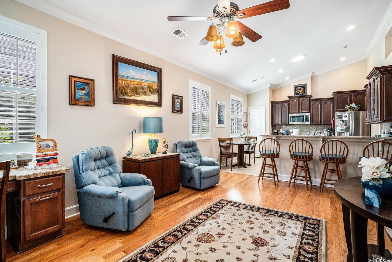 454 Grand Cypress Way Photo 9