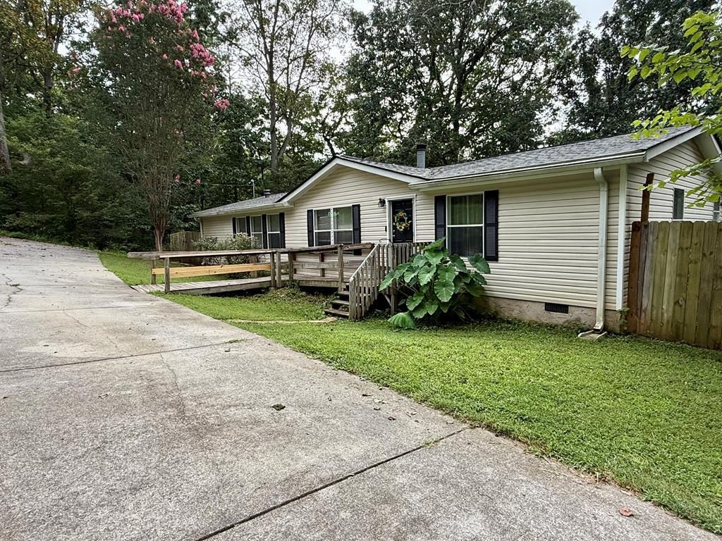 283 Wilderness Camp Road, White, GA 30184 Main Photo