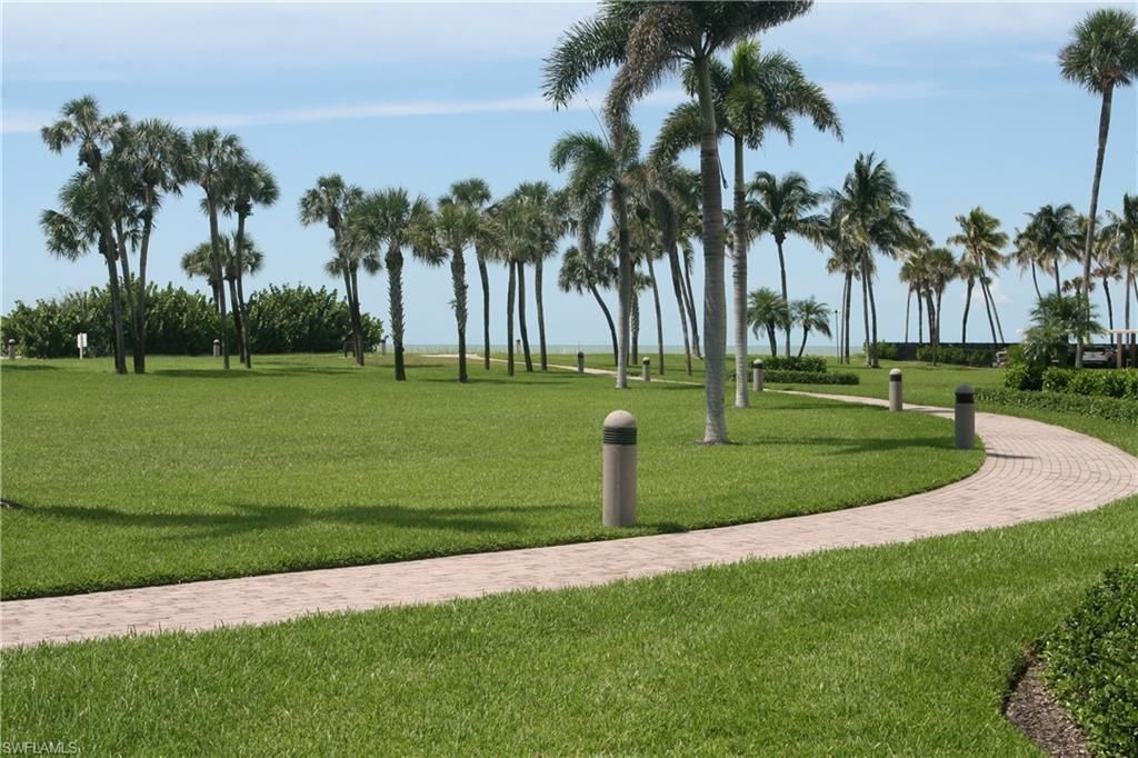 3971 Gulf Shore Blvd N, Unit 1404, Naples, FL 34103 Photo