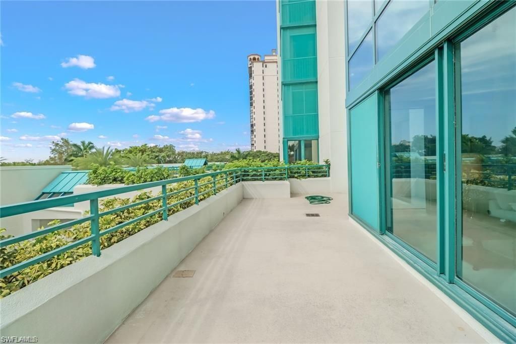 7515 Pelican Bay Blvd, Unit 2A, Naples, FL 34108 Photo