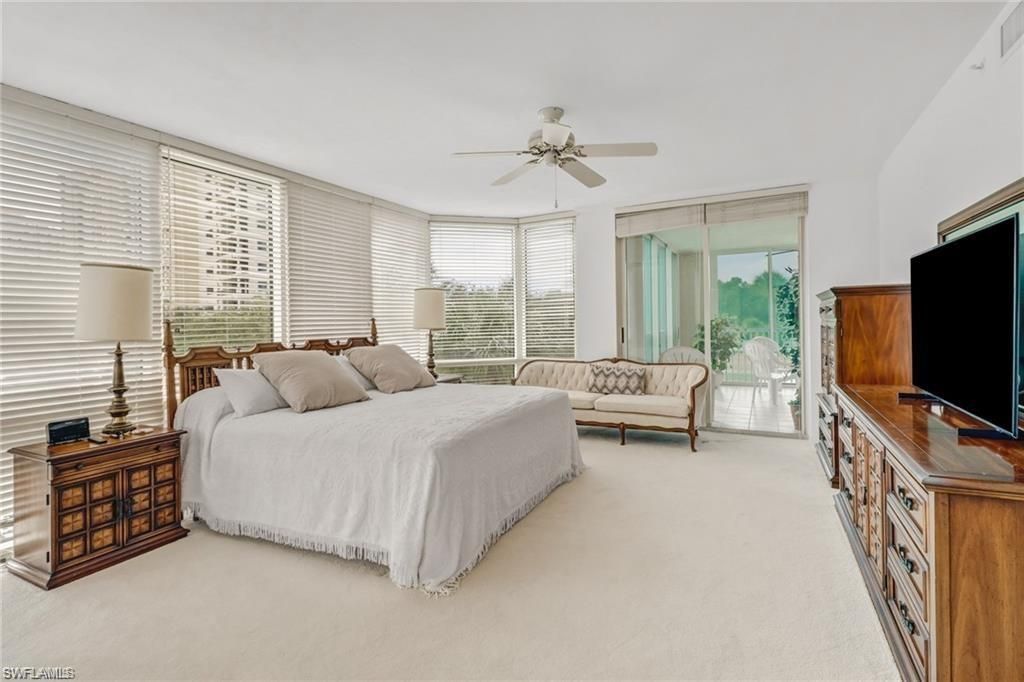 7515 Pelican Bay Blvd, Unit 2A, Naples, FL 34108 Photo