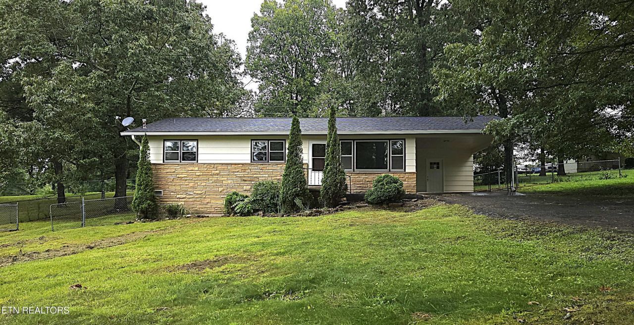 159 Malver Drive, Crossville, TN 38555 Main Photo