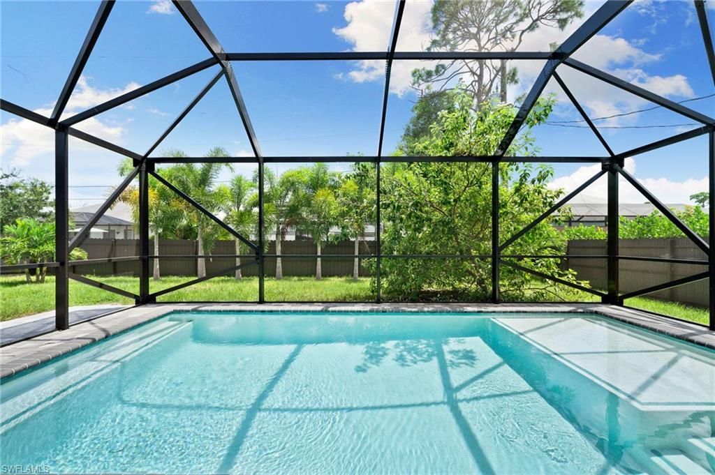 4657 Key Largo Ln, Bonita Springs, FL 34134 Photo
