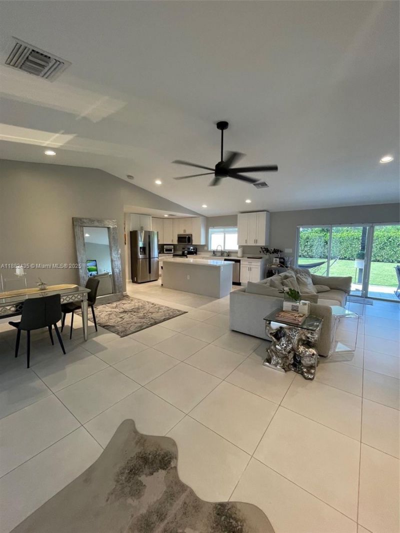 20605 SW 319th St, Homestead, FL 33030 Photo