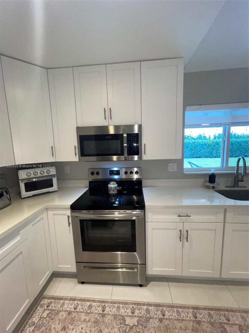 20605 SW 319th St, Homestead, FL 33030 Photo