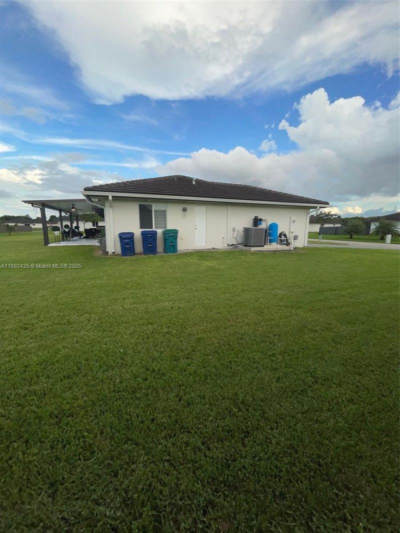 20605 SW 319th St, Homestead, FL 33030 Photo