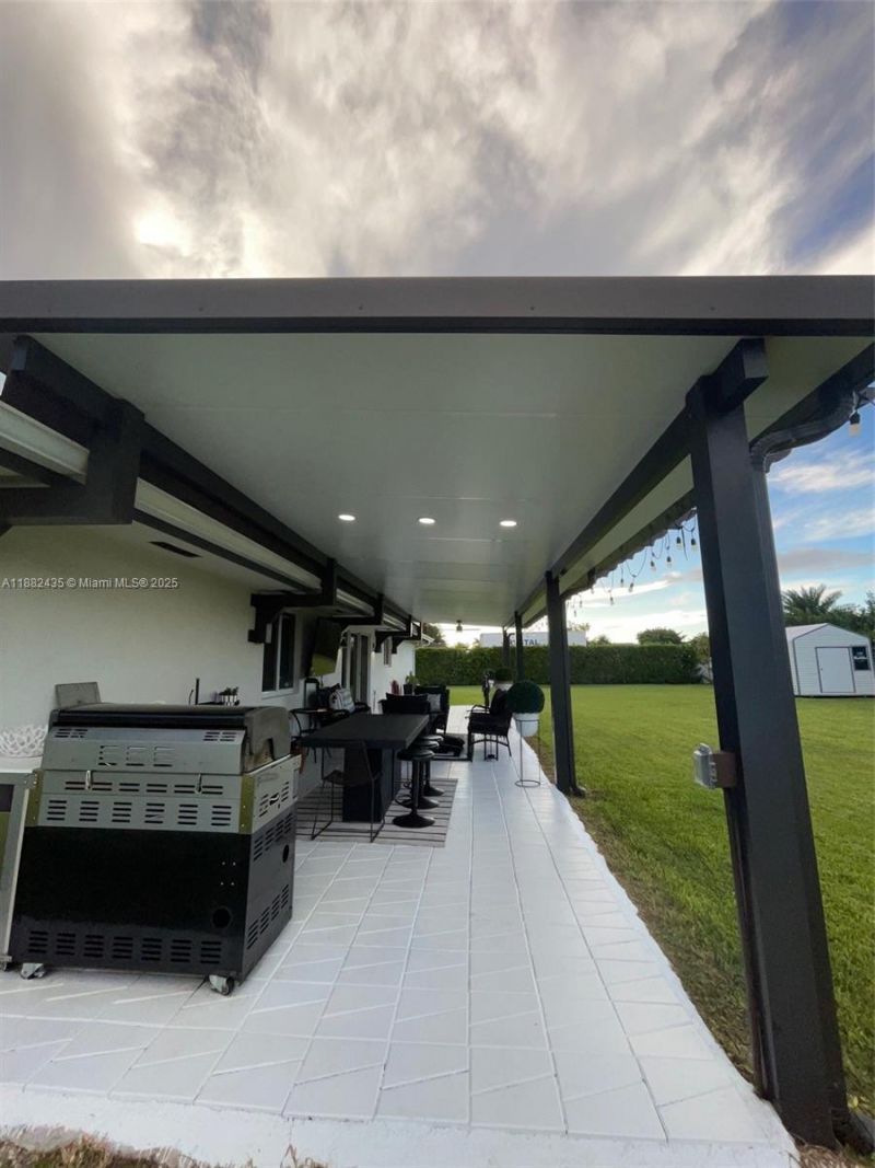 20605 SW 319th St, Homestead, FL 33030 Photo