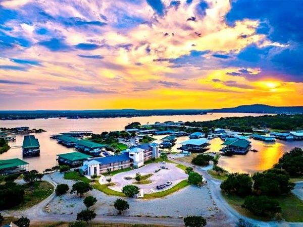 3412 Scenic Point Road, Unit 305, Possum Kingdom Lake, TX 76449