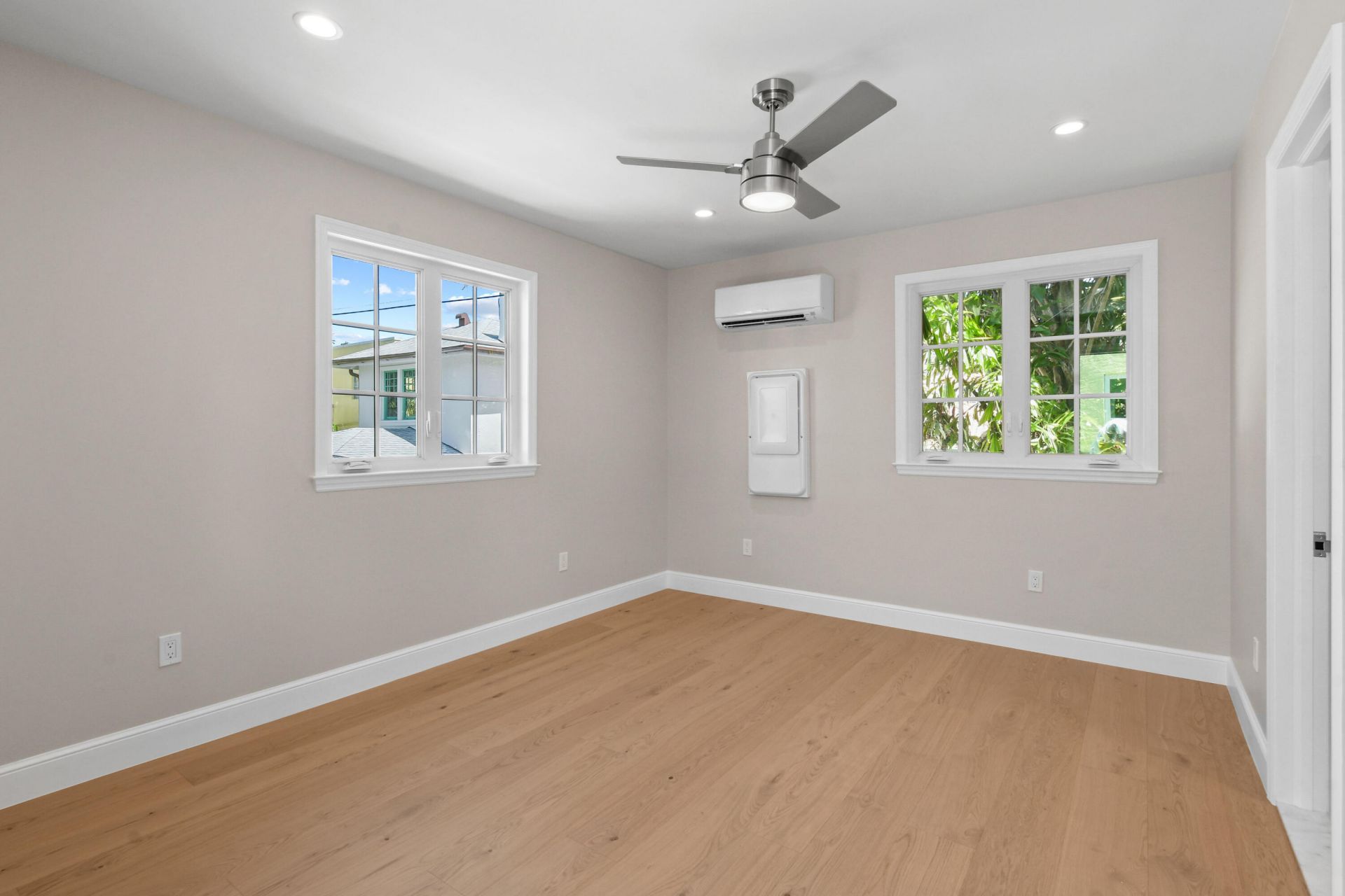 212 Oleander Avenue, Palm Beach, FL 33480 Photo