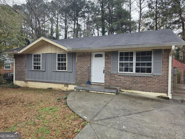 55 Royce Drive, Jonesboro, GA 30238