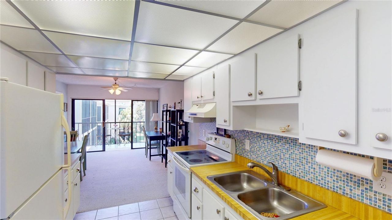 305 30th Avenue W, Unit A308, Bradenton, FL 34205 Photo