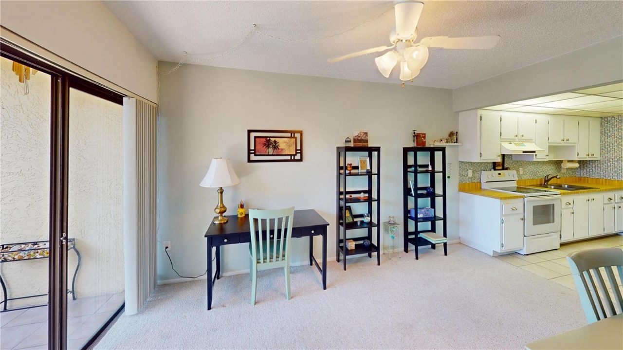 305 30th Avenue W, Unit A308, Bradenton, FL 34205 Photo