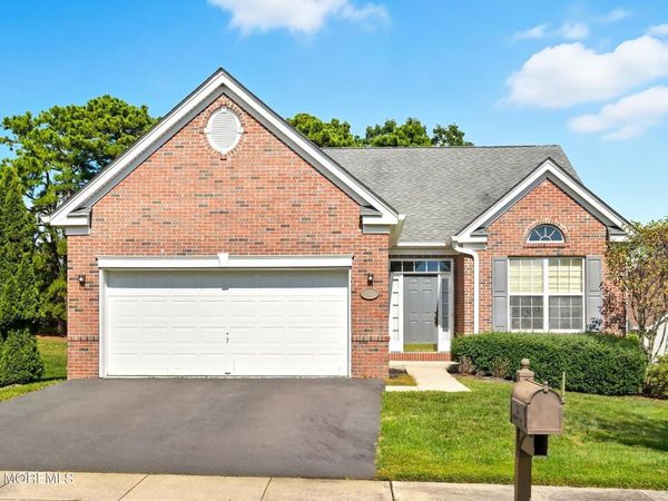56 Mulberry Drive, Manahawkin, NJ 08050