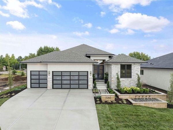3260 W 133rd Terrace, Leawood, KS 66209