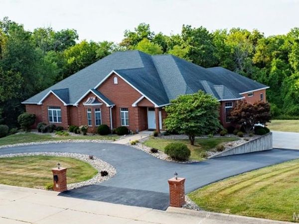 171 Rolling Meadows, Hannibal, MO 63401