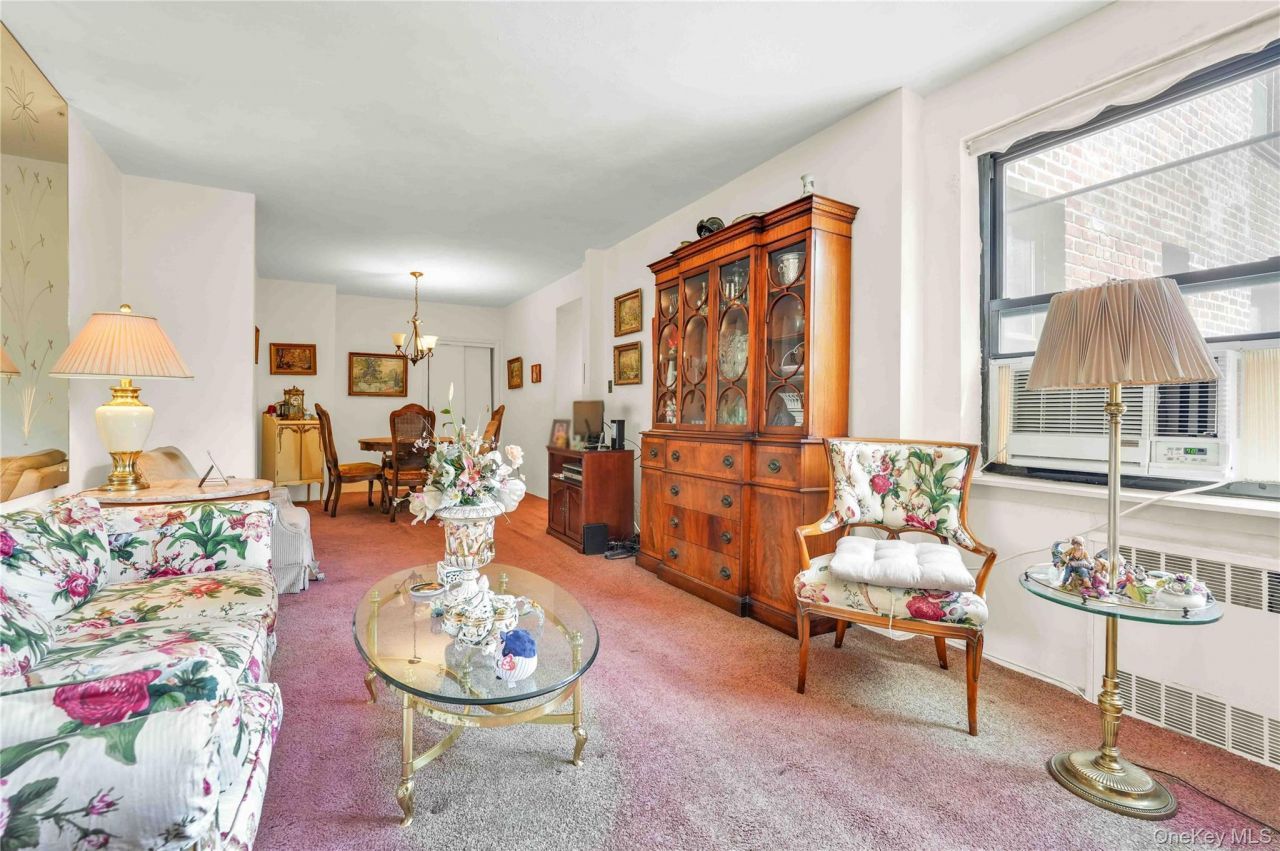 25-18 Union Street, Unit 4G, Flushing, NY 11354 Main Photo