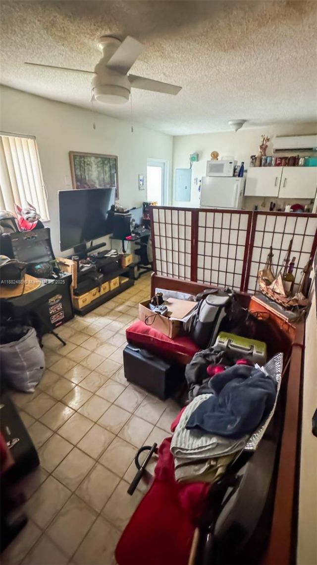 683 SE 6th Pl, Hialeah, FL 33010 Photo