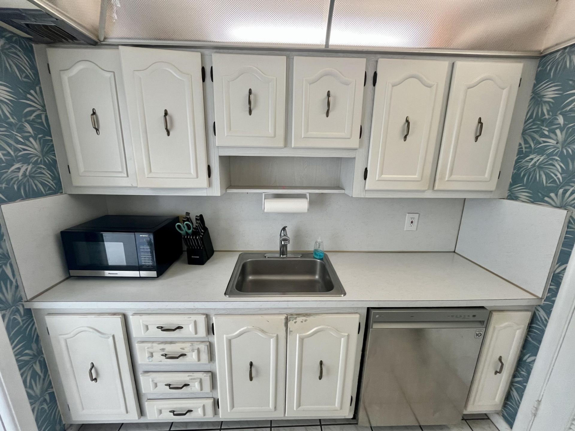 301 Croton Avenue, Unit 305, Lantana, FL 33462 Photo