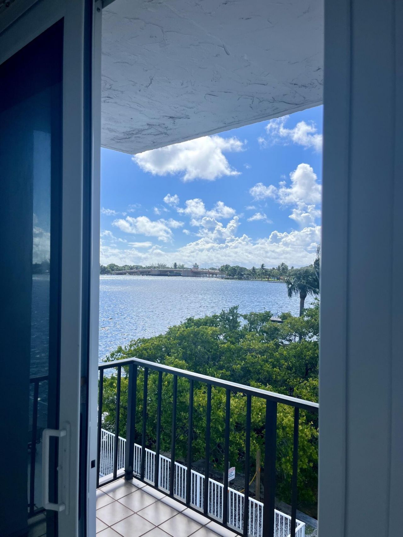 301 Croton Avenue, Unit 305, Lantana, FL 33462 Photo