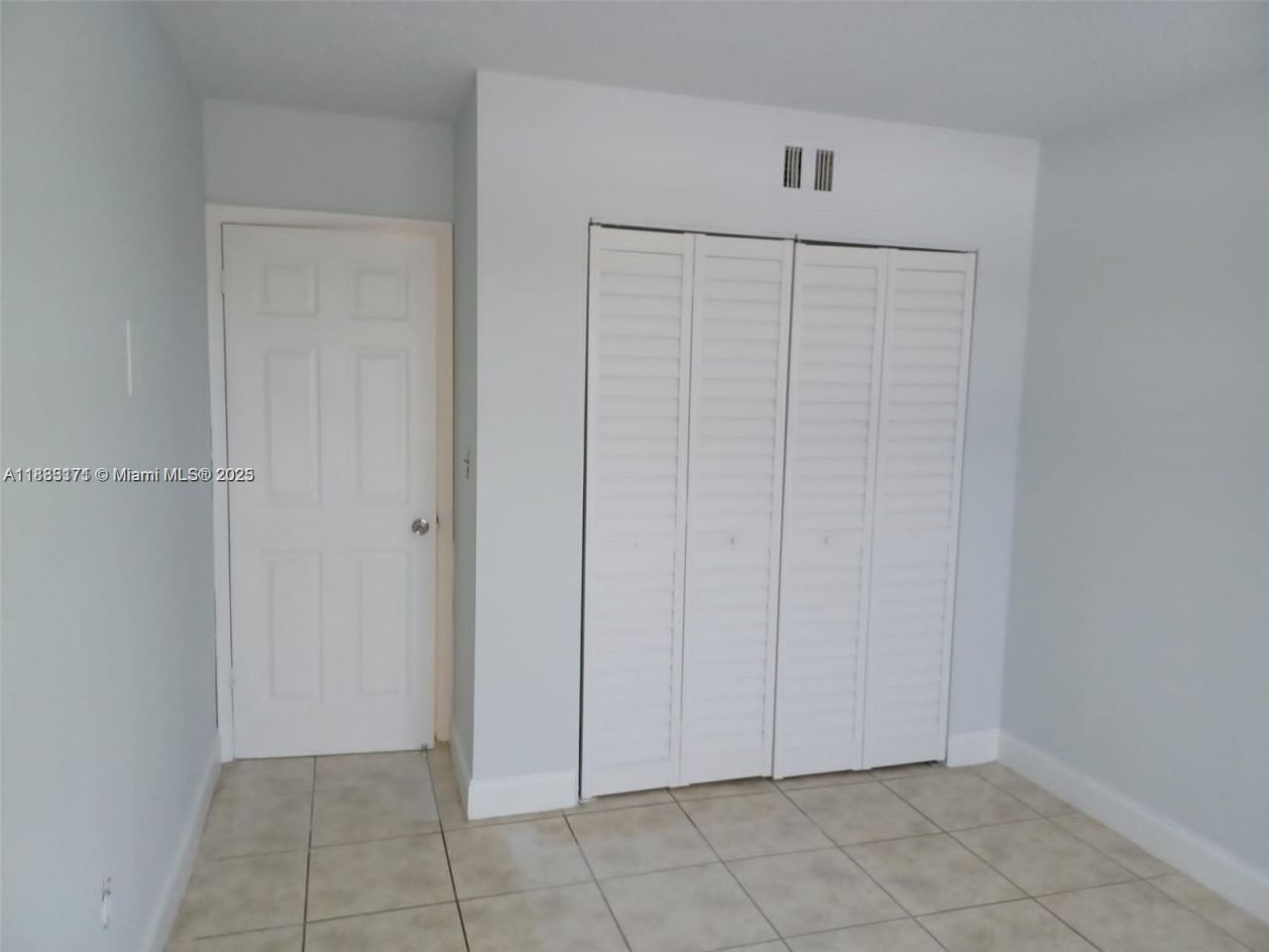 3610 NW 21st St, Unit 409, Lauderdale Lakes, FL 33311 Photo