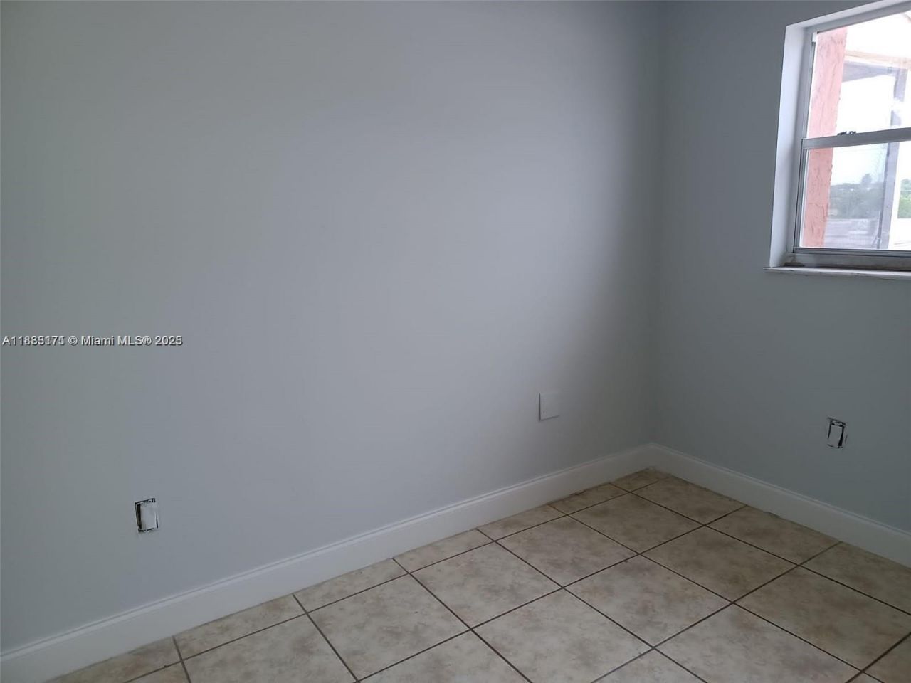 3610 NW 21st St, Unit 409, Lauderdale Lakes, FL 33311 Photo