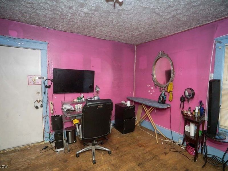 550 E 107th Street, Cleveland, OH 44108 Photo 14