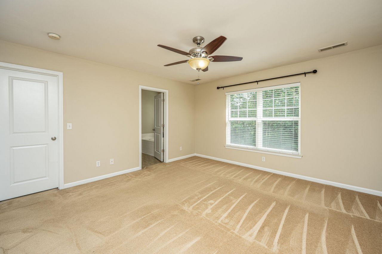 209 Grand Oaks Drive Photo 13