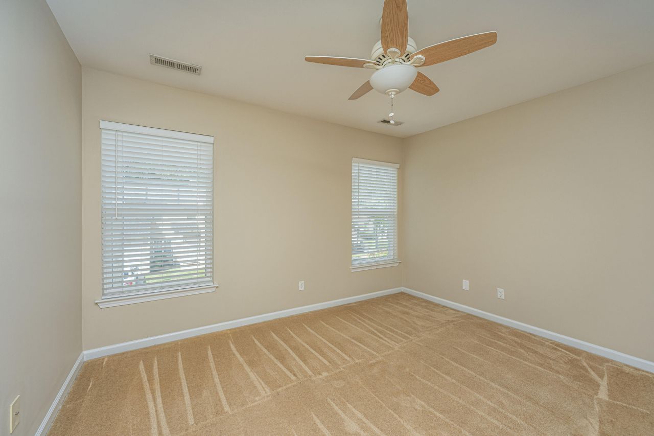 209 Grand Oaks Drive Photo 18