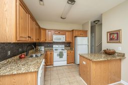 209 Grand Oaks Drive photo 4