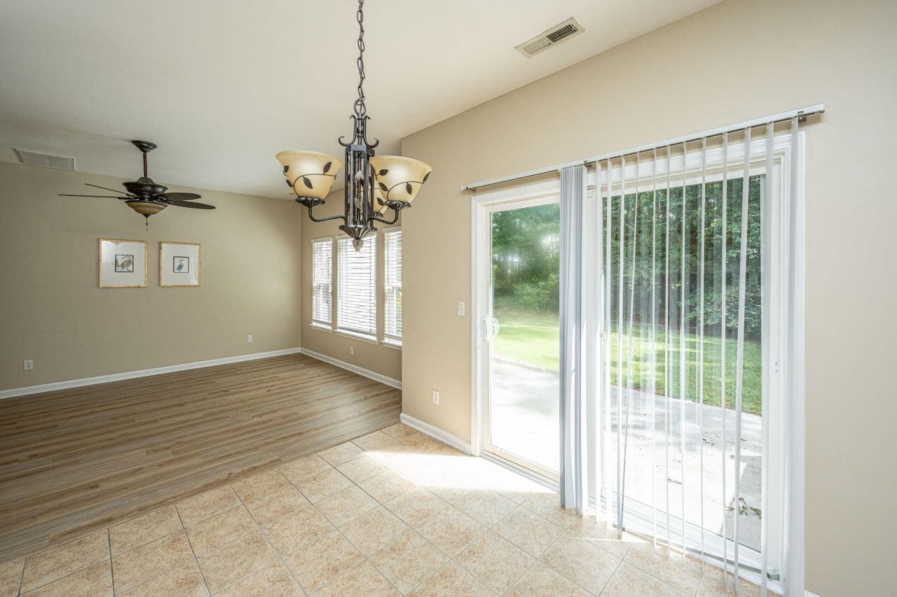 209 Grand Oaks Drive Photo 5