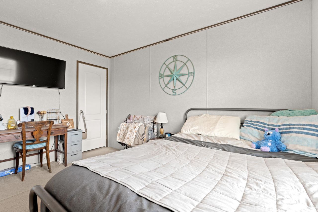 1217 Poplar Creek Rd Photo 18