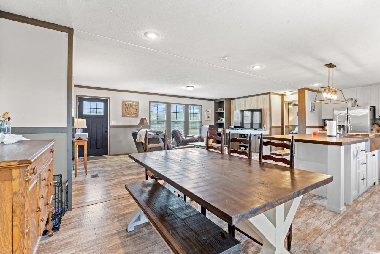 1217 Poplar Creek Rd Photo 6