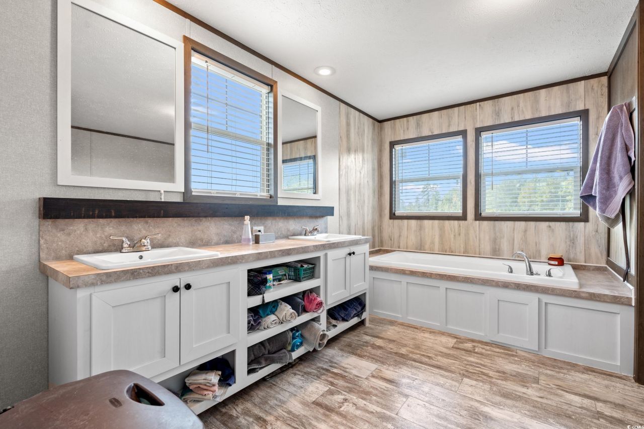 1217 Poplar Creek Rd Photo 13