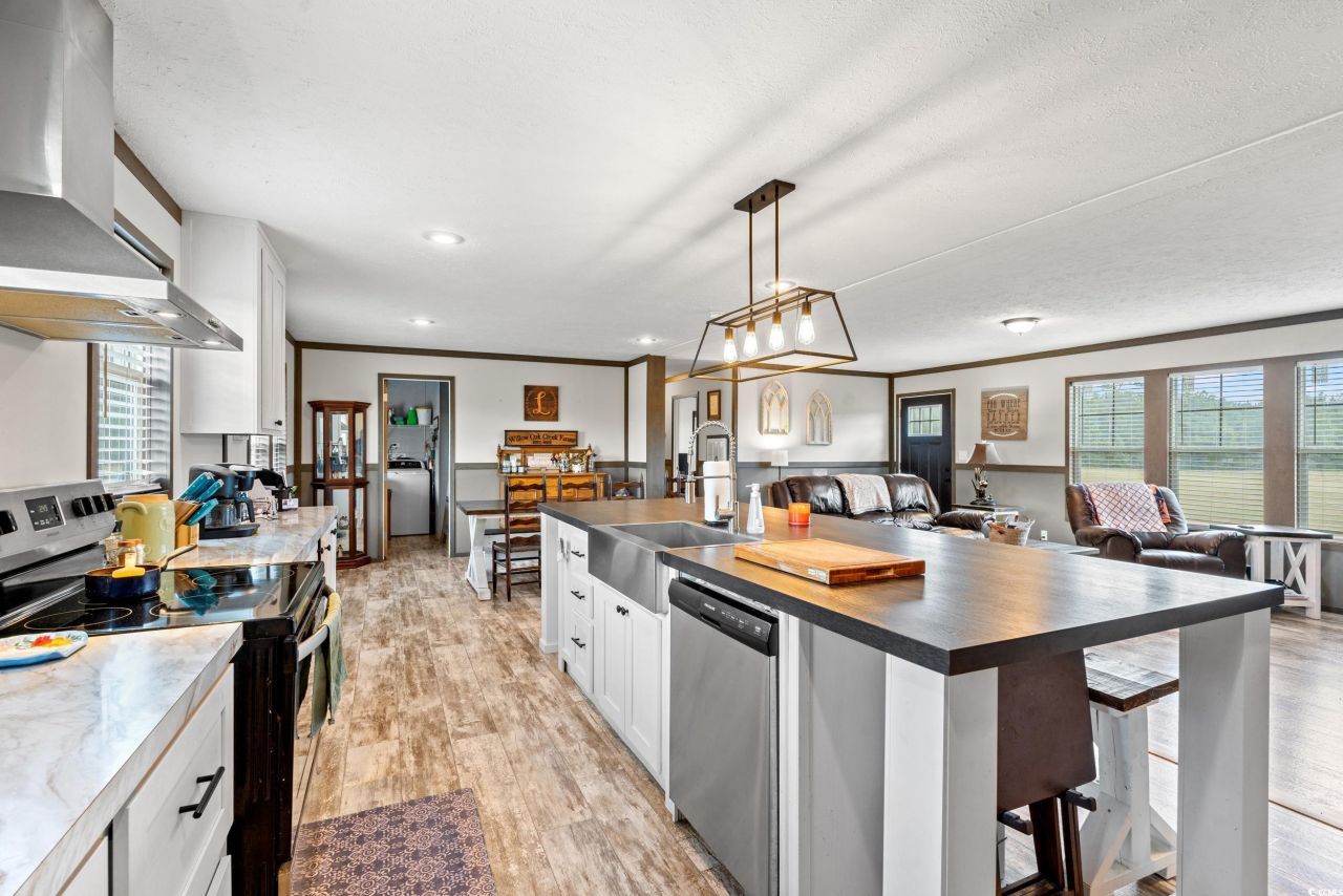 1217 Poplar Creek Rd Photo 9