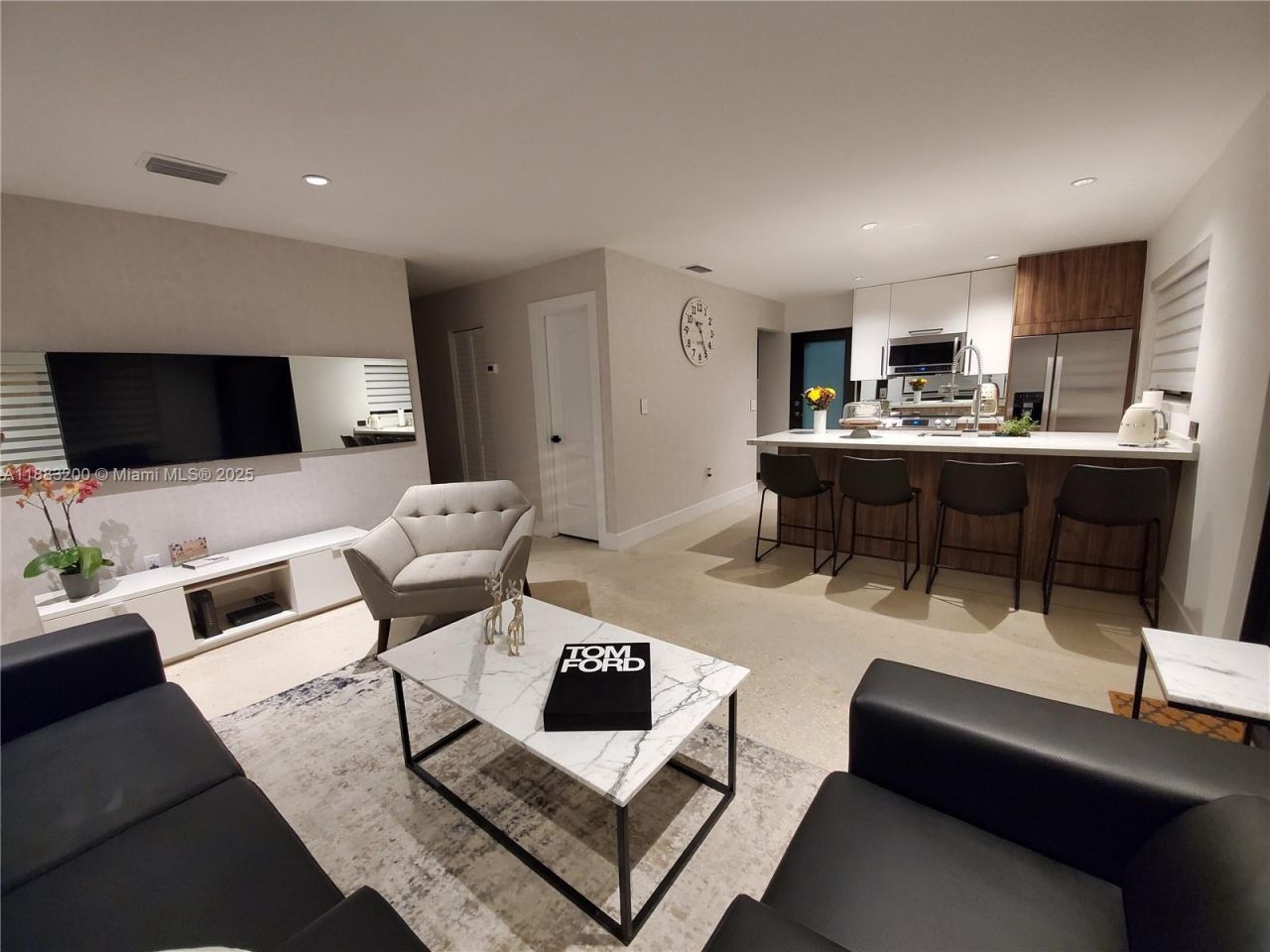 77 NE 43rd St, Unit 77, Miami, FL 33137 Photo