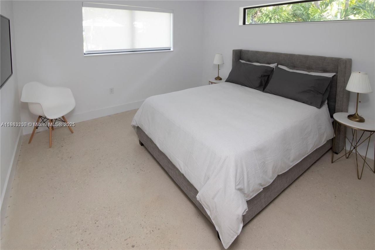 77 NE 43rd St, Unit 77, Miami, FL 33137 Photo