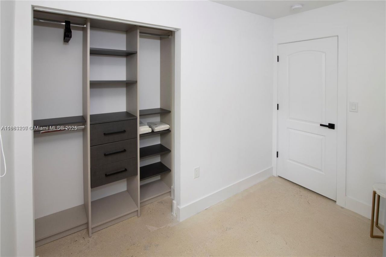 77 NE 43rd St, Unit 77, Miami, FL 33137 Photo