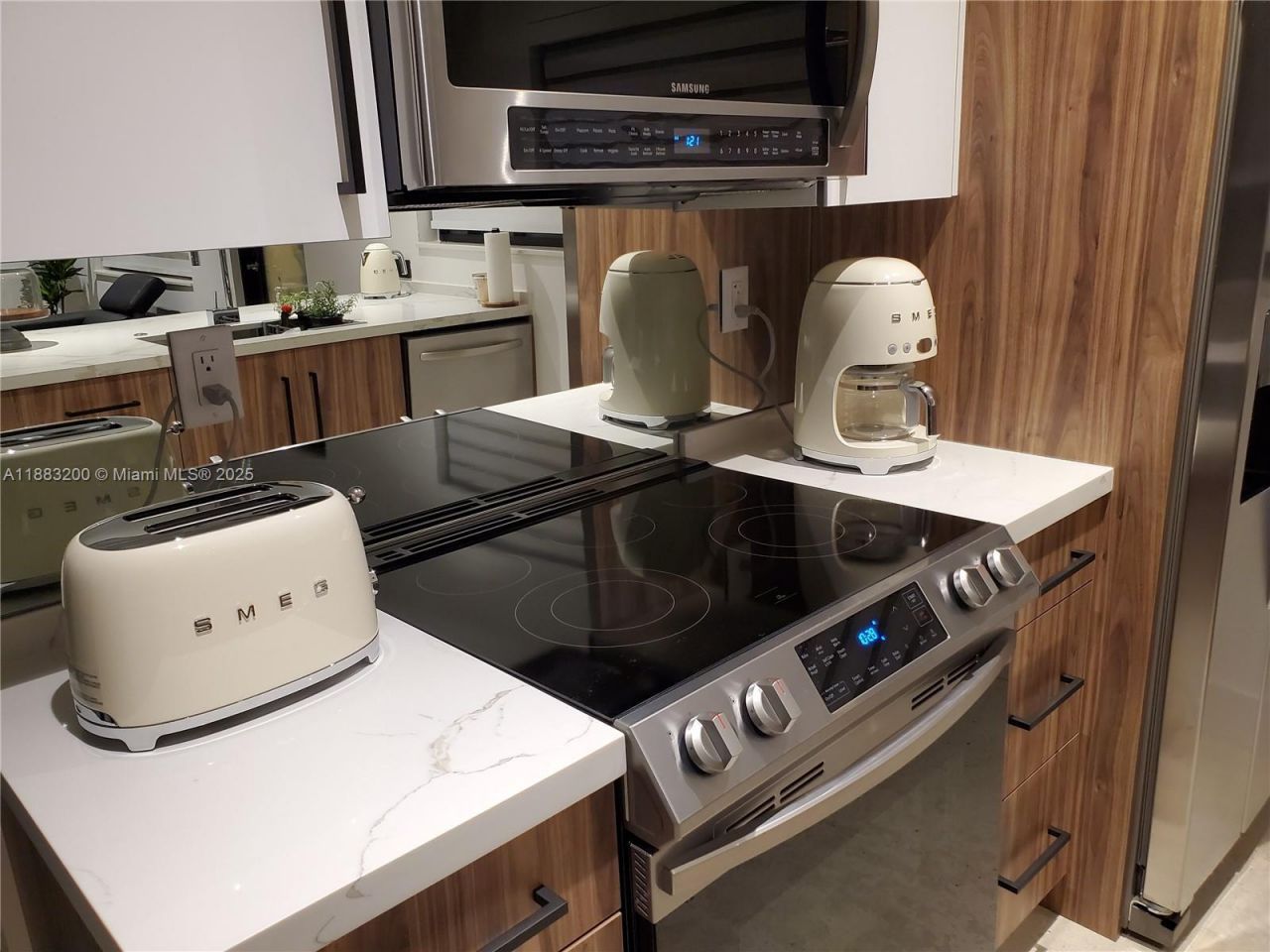 77 NE 43rd St, Unit 77, Miami, FL 33137 Photo