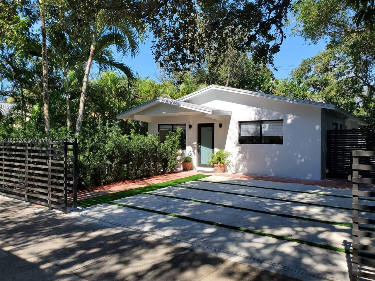 77 NE 43rd St, Unit 77, Miami, FL 33137 Photo