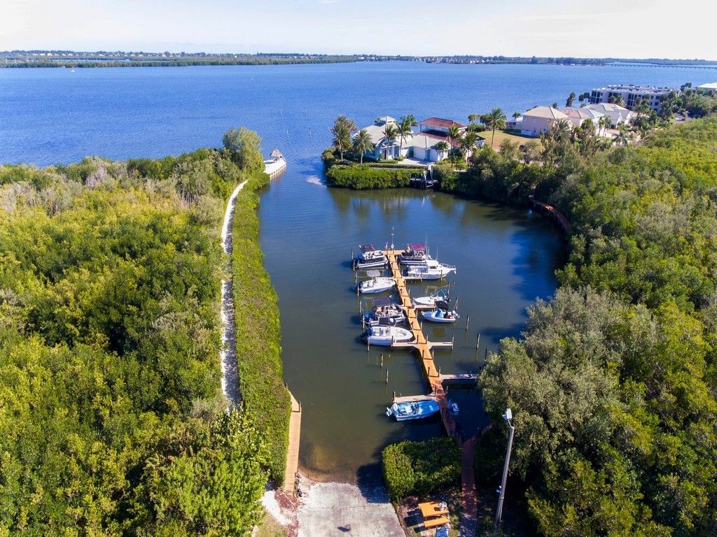 5735 Marina Drive, Unit 3, Sebastian, FL 32958 Photo