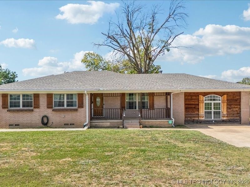 751 Christmas Lane, Claremore, OK 74017 Main Photo